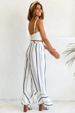 Hermosa Wide Leg Pocket Pants Stripe Print Navy -Selfie Leslie Shop photo 1321 st1988b white st2046d navy
