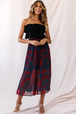 Caroline Accordion Pleat Midi Skirt Forest Green/Red -Selfie Leslie Shop photo 3280 26917b forest green red